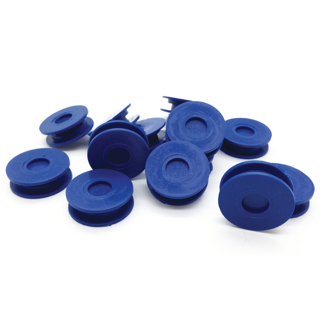 Detectable Single Blank Retaining Clips image 1